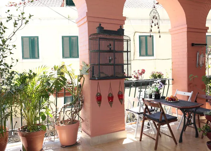 Lx Factory Πανσιόν *