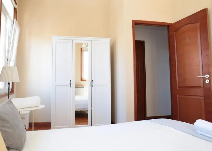 Lx Factory Πανσιόν